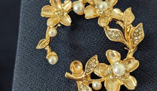 幼稚園の入園式に！コサージュ代わりに1000円のブローチを購入